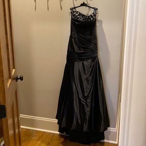 Night Moves formal black dress size 6